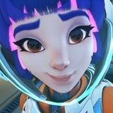 (⁠ㆁ⁠ω⁠ㆁ⁠)_Nagets_(UwU)