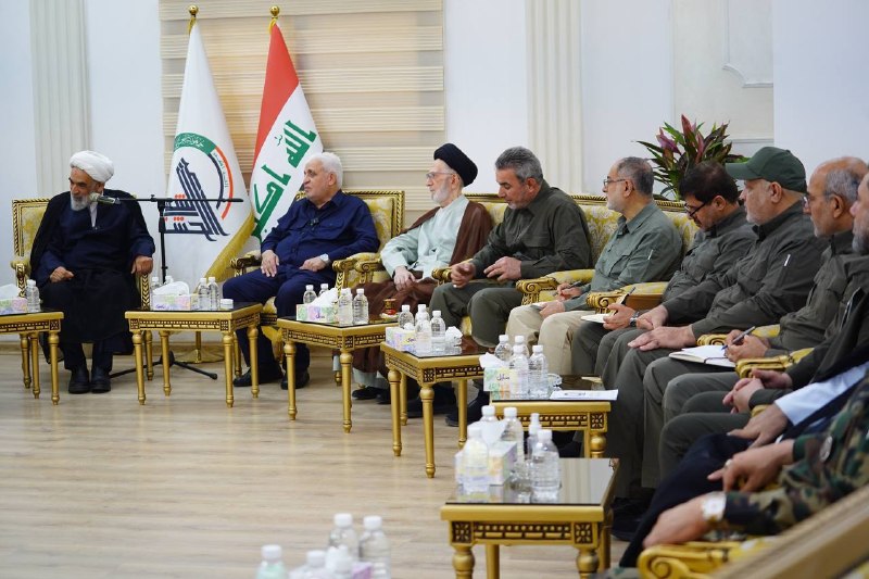 صابرين نيوز - Sabereen news: 👍 قيادات هيئة الحشد الشعبي يستقبلون وفداً إيرانياً لتقديم الشكر للعراق على مشاركته في تشييع السيد الشهيد علي الحسيني الخ