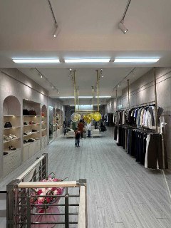 Коммерческое помещение в центре общ.площадь 263м2. Франц.Посольство