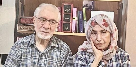 خبرگزاری خبرآنلاین: 📰 وضعیت میرحسین موسوی و زهرا رهنورد بعد از جنگ/ خانه شخصی آنها در بنبست اختر در جریان بمباران آسیب دیده/ مجوزی برای حض