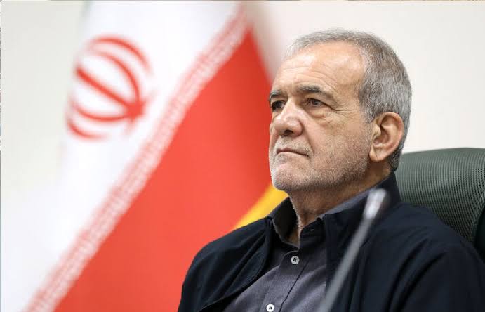 روزنامه جوان 🇮🇷: مسعود پزشکیان: منکر کمبودها و کاستیها نیستیم🔻رئیس جمهور در سیویکمین مجمع عمومی انجمن اسلامی جامعه پزشکی ایران: امروز ت