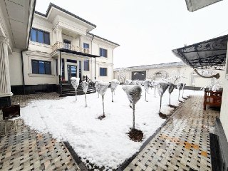 Продается Дом 9х комнат 7 соток Супер цена