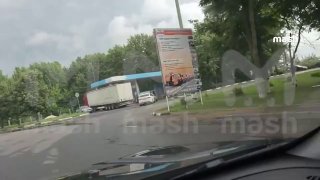 Орловский приём с выдачей бензина по номерным знакам машин на заправках сработал — на заправках города и области практически нет очередей, хотя само топливо есть. Люди приезжали на АЗС по дням: те, у кого номера начинаются на цифры 0, 2, 4, 6, 8, могли зап