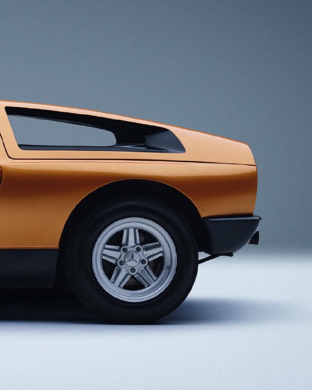 C 111 был не просто суперкаром. Это была высокоскоростная лаборатория. 5