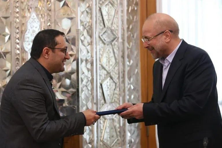 اخبار خاص: واکنشهای کاملا متناقض مهدی محمدی (مشاور قالیباف) به اوضاع اقتصادی در دولت شهید رئیسی و دولت پزشکیان🔴 ۱۵ اسفند ۱۴۰۲قیمت