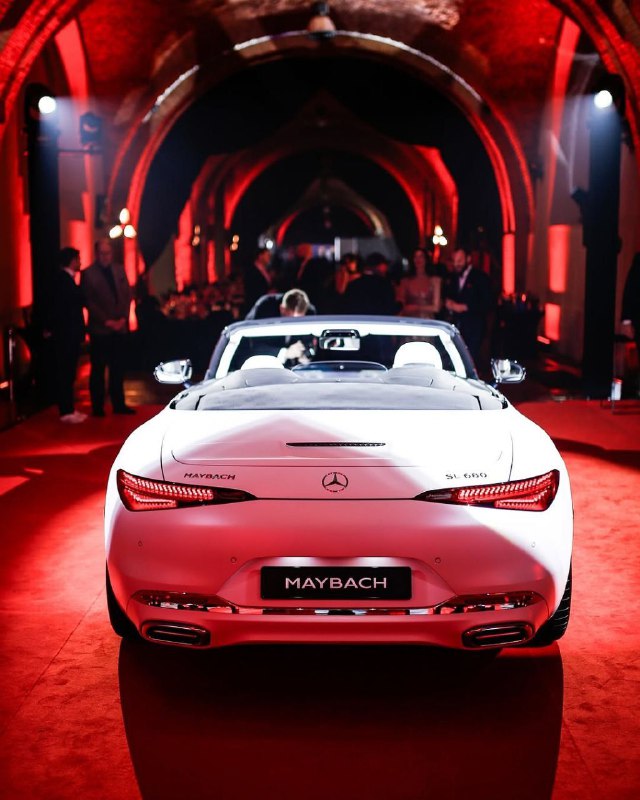 Mercedes-Maybach SL680 Monogram Series 4