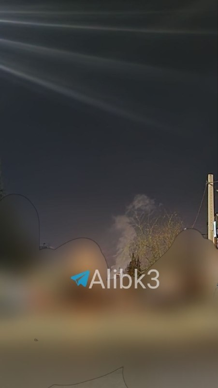 🔴 תמונה המיוחסת ליאסוג' של עשן מהתקיפות.