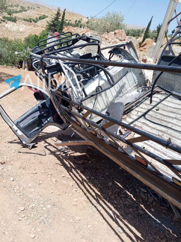 המכונית נועדה על ידי הפצצת בית ג'ין הישראלית באזור הכפר של דמשק, מה שהוביל לפציעה קשה.