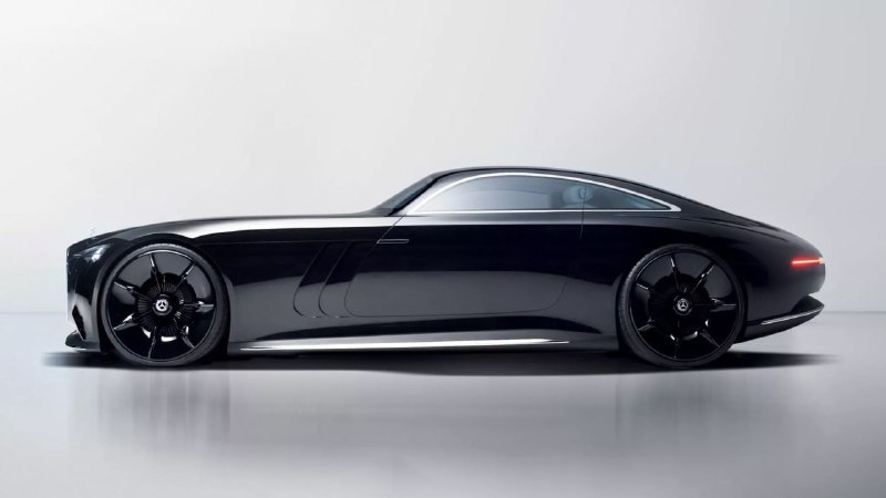 Mercedes представил ретро-футуристичное купе 3