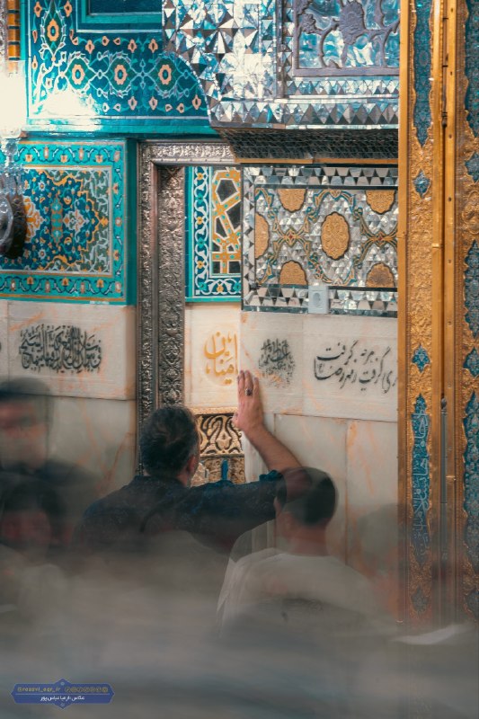 کانال خبری قائم شهر(قائم آنلاین): به وقت سلام▪️ آقا سلام از راه دوری آمدم تا،از این به بعدم را به تو نزدیک باشم▪️ هر چند همرنگ شبم اما محال استدر محضر خور