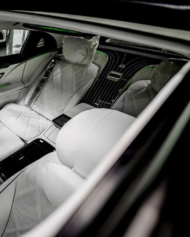 MAYBACH S680 V12 BITURBO 7