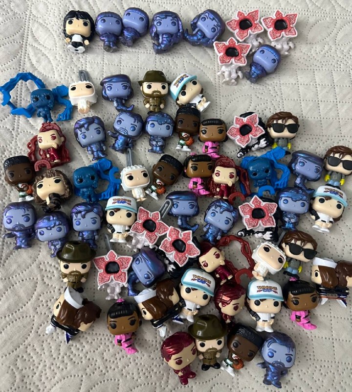 В связи с переездом продам свои коллекции: Kinder, Funko и Lego — фото 1