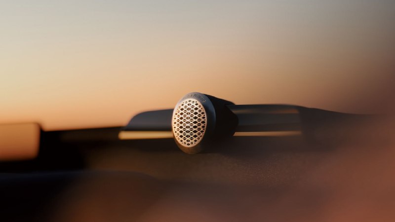 Volvo показала салон нового кроссовера EX60 2