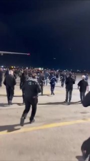 בבכי, יללות וריצה בדאגה ביגון, קיבלו העיראקים את ההרוגים לפניהם.