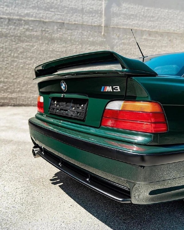BMW M3 GT 4
