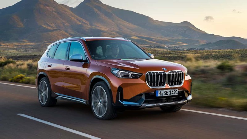 На BMW подали в суд из-за «робота», который реагирует на нажатие педали газа через 7 сек.