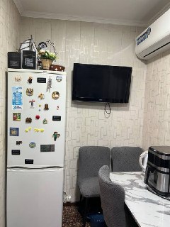 Продается квартира 1-ком переделанная в 2-ком