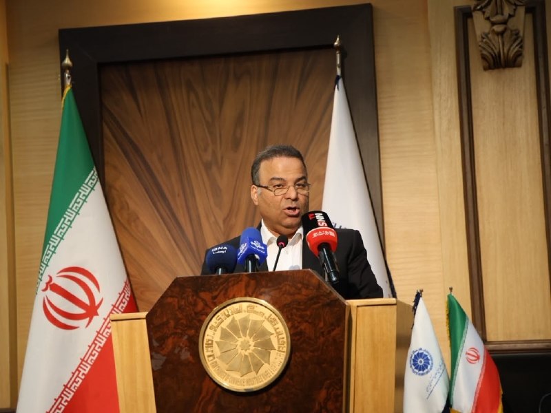 اتاق ايران آنلاین: 🔴 تشکل‌های اقتصادی در بازسازی اقتصاد شریک دولت هستند👈 حامد واحدی رئیس انجمن هلدینگ‌های ایران در همایش روز ملی تشکل‌ها:🔹 