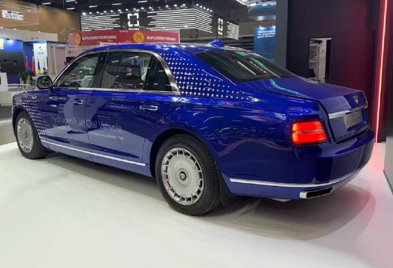 Представлен Aurus Hydrogen — самый мощный водородный автомобиль в мире 3