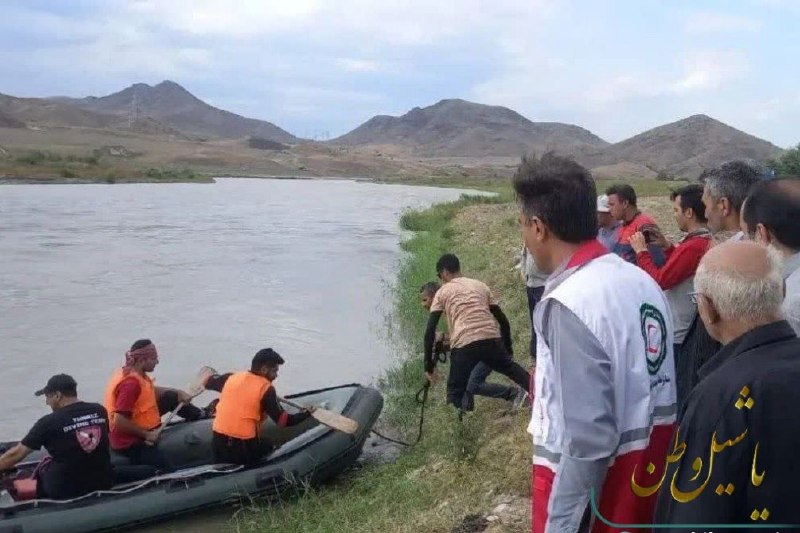 یاشیل وطن _ اخبار روز: 🔰پیکر جوان غرق شده در رودخانهی ارس پیدا شد حاتمی، فرماندار خداآفرین: 🔸پیکر جوان اهل روستای گونگورمز با تلاش غواصان آتش