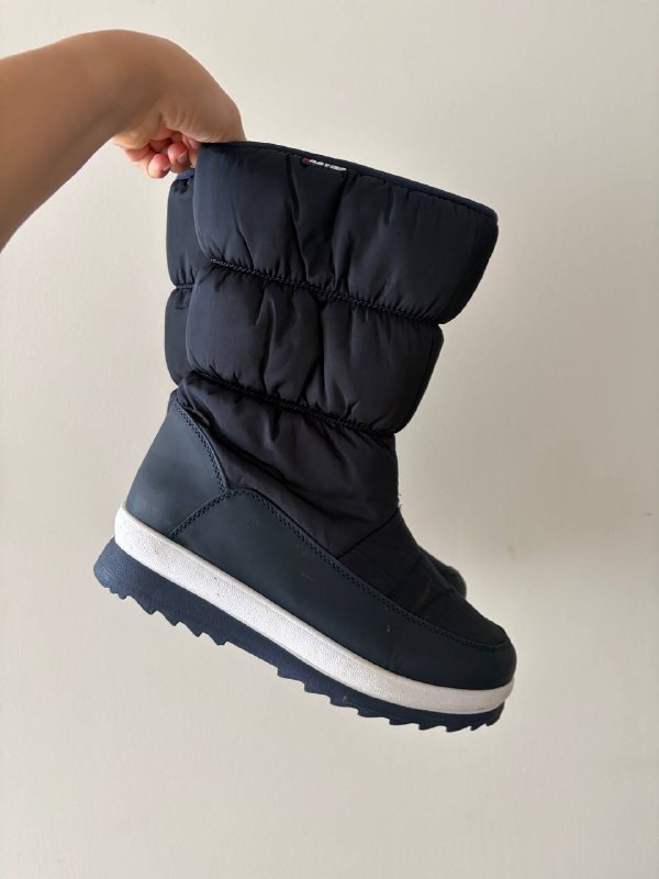 Продам Очень теплые сапоги