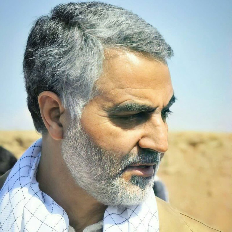 🌷ب یاد شهیدان🌷: ••••حلقوم‌‏ ها را میتوان بُریداما فریاد‏ها را هرگز....فریادی که از حلقومِ بریدهبر می آید، جاودانه می ماندیادت گرامی راهت
