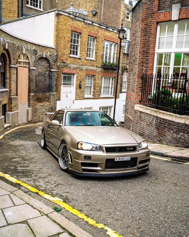 Skyline R34 & Acura NSX 2