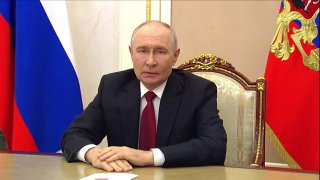 Путин обратился к россиянам в связи с грядущими выборами и назвал участие в них «общим вкладом в победу»Владимир Путин призвал граждан РФ принять участие в грядущем голосовании и заявил, что выбор должен показать, что за российскими бойцами «стоят миллионы