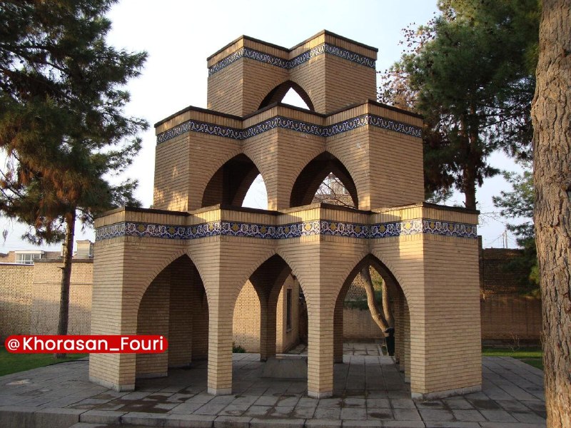 خراسان فوری (مشهد): بنای یادبود ملاحسین واعظ کاشفی در سبزوار باز زندهسازی شدمدیرعامل سازمان سفیران گردشگری سبزوار اعلام کرد:🔹بنای یادبود مل