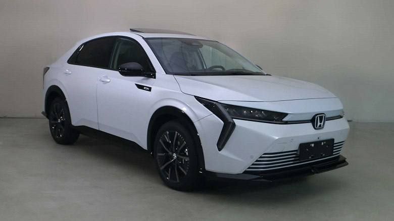 Это новая Honda e:NS2. Опубликованы первые живые фотоАвтомобиль Dongfeng Honda e