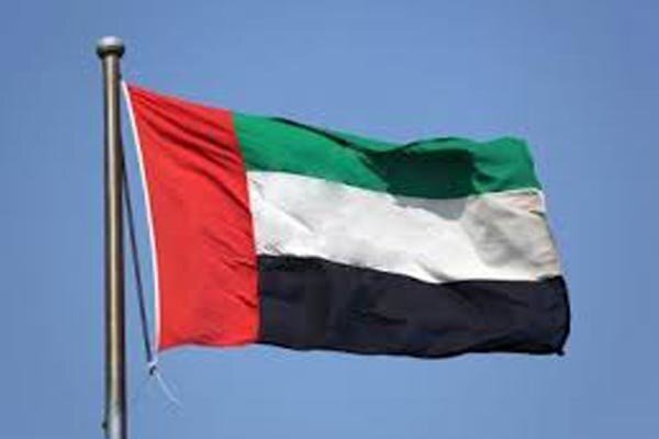 دیده بان ایران: ✅ امارات: 🔴پدافند هوایی با تهدید موشکی از سمت ایران مقابله کرد🔹 وزارت دفاع امارات متحده عربی: 🔴دو موشک بالستیک را که از 