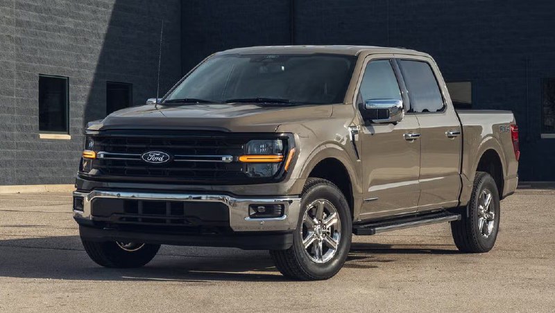 Ford F-Series остаётся самым популярным авто в США...