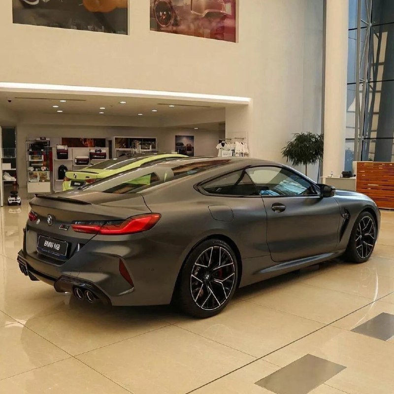 BMW M8 Competition 5