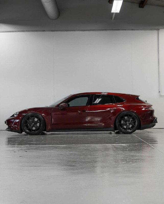 Porsche Sport Turismo 4