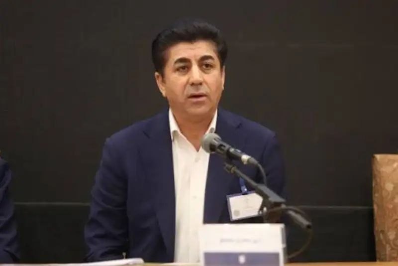 کیوسک خبر: 🔴 تغییر ناگهانی در فدراسیون فوتبال؛ ممبینی برکنار شد🔸 با کنار رفتن هدایت ممبینی از سمت دبیرکلی فدراسیون فوتبال، حامد موم