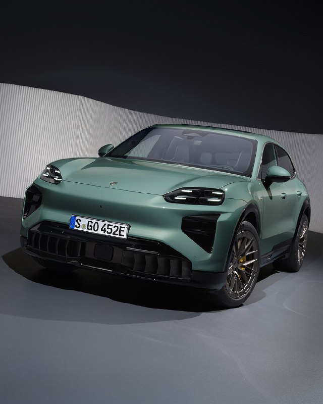 Новый Porsche Cayenne Electric
