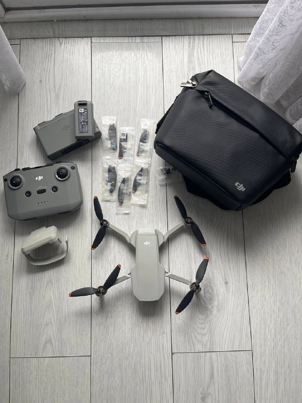 🚀 Продаю квадрокоптер DJI Mini 2 (Fly More Combo) — Состояние нового! — фото 1