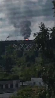 מל"טים אוקראינים פגעו בבית זיקוק נפט בניז'נקמסק, רוסיה.