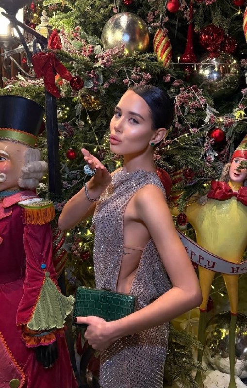 Избранница Лепса открыла правду о ринoplastике и проблемах с весом 2