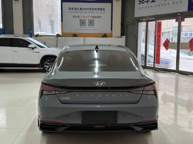 Hyundai Elantra 2022 фото 6