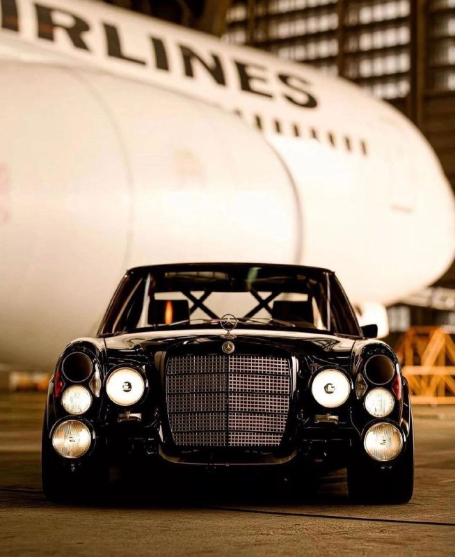 Mercedes 300 SEL 63 AMG