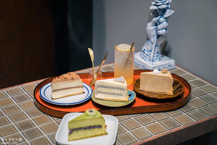 【台南東區│美食】艸礻手作千層。台南千層蛋糕推薦，沒預約吃不到，38-40層蛋皮堆疊滑順口感，每一口都幸福