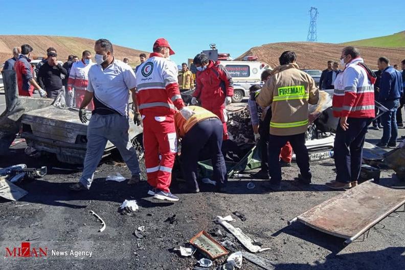 המכונית התהפכה בפשווה והרגה 2 בני אדם מנכ"ל מכבי האש בפשווה הודיע כי בעיר זו התהפכו שריפה בחנות ורכב פיג'ו…