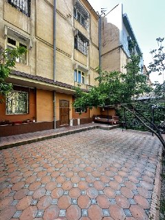 Продается квартира 7 комнат 2 санузла 189кв.м., Афруз ресторан
