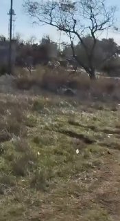 כטב"מ קמיקזה אוקראיני ב-2, שהופל ברגע האחרון, נופל ליד טורנדו-U משוריין