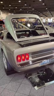 1969 Ford Mustang с мотором в правильном месте 👍🏻
