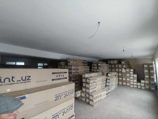 Продаётся 5 500 м² производственная база.