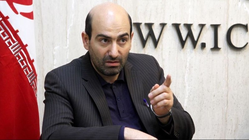 اخبار رسمی شبکه خبر: 🔺ابوترابی، نماینده مجلس: 🔹طبق ماده ۲ منشور سازمان ملل کشورهای عربی به ما تجاوز کردهاند. پس ما میتوانیم اموال آنها را