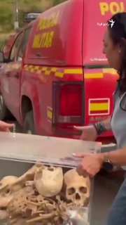 כששריפה מסיבית התקרבה למנזר ההיסטורי של "סן חואן דה לה פניה" בצפון מזרח ספרד, העבירו כוחות ההצלה את שרידי ש…