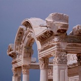 аплетописи. 🏛️